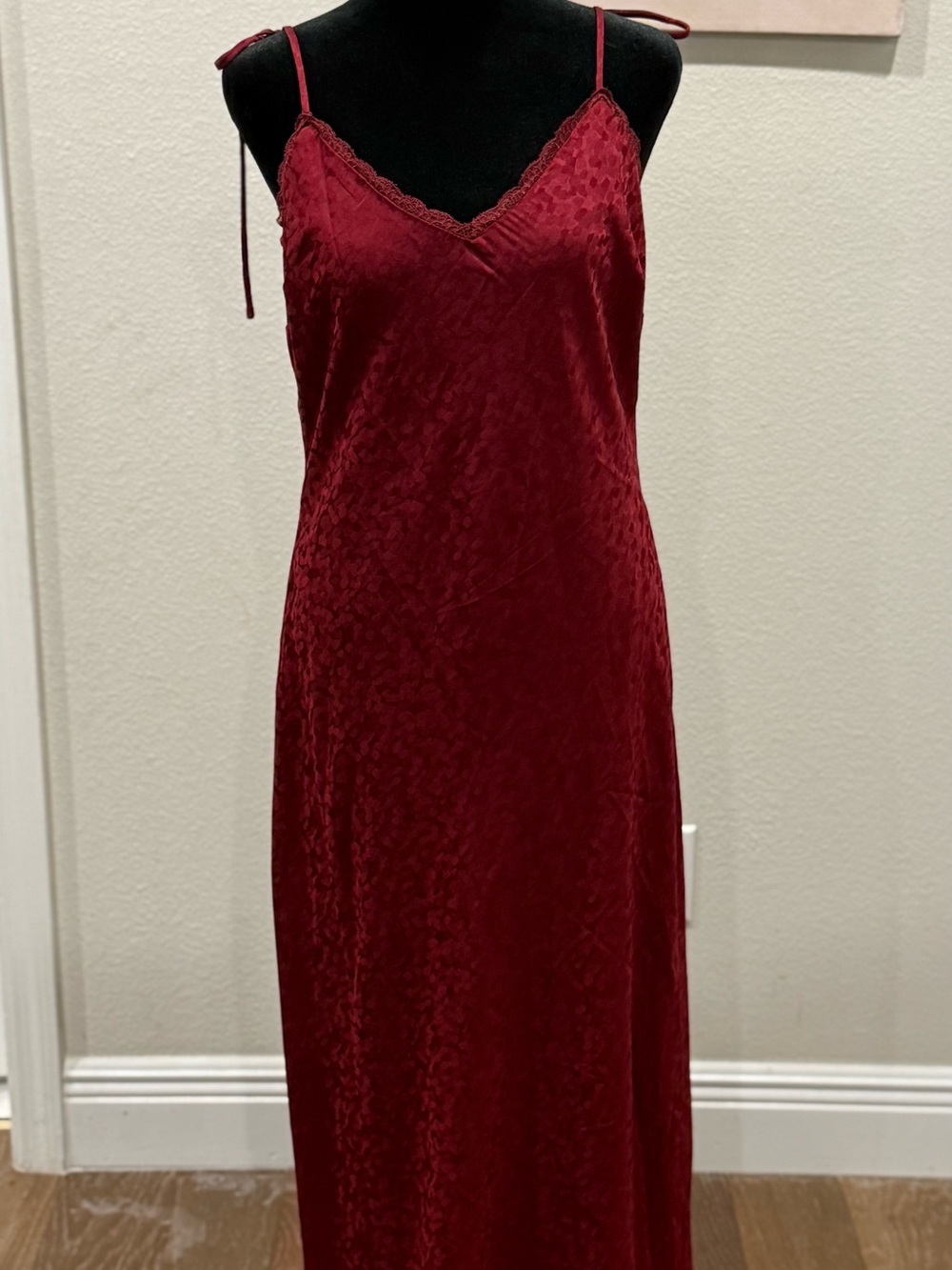 Women's Lace-Trim Satin Slip Dress - Burgundy